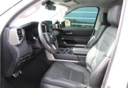 2023 Toyota Tundra Limited - Image 39