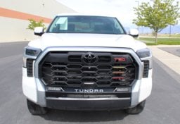 2023 Toyota Tundra Limited - Image 13