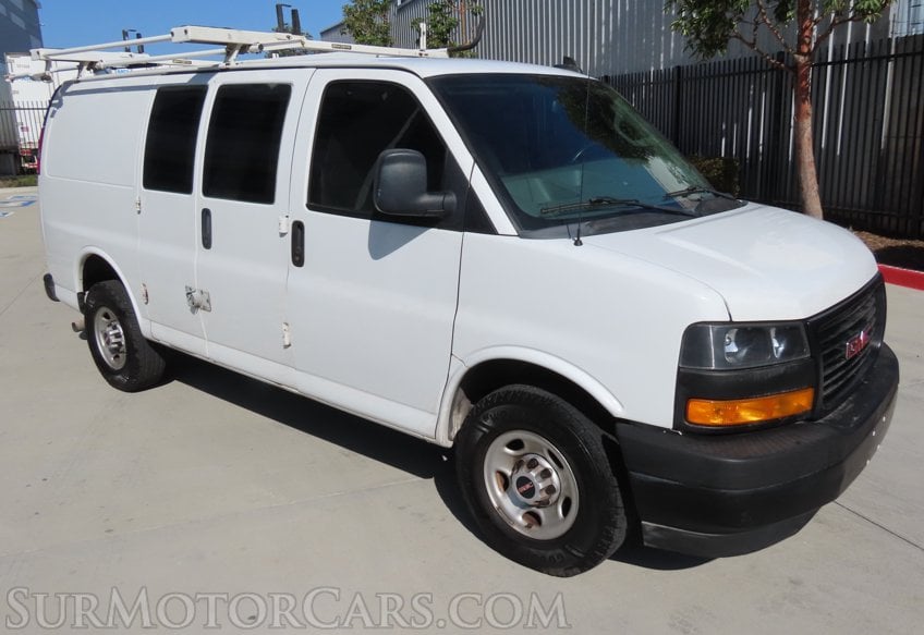 2020 GMC Savana - Image 1