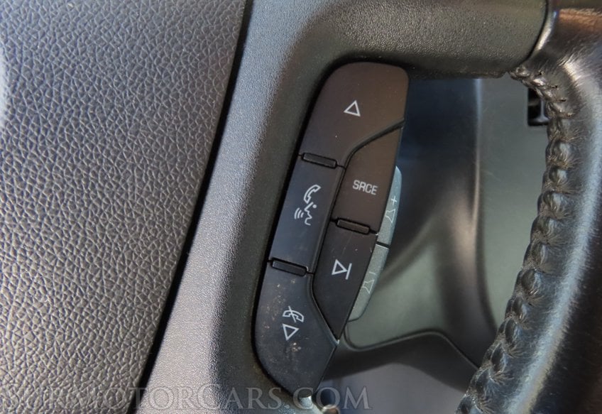 2020 GMC Savana - Image 35