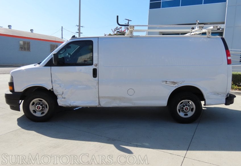 2020 GMC Savana - Image 10