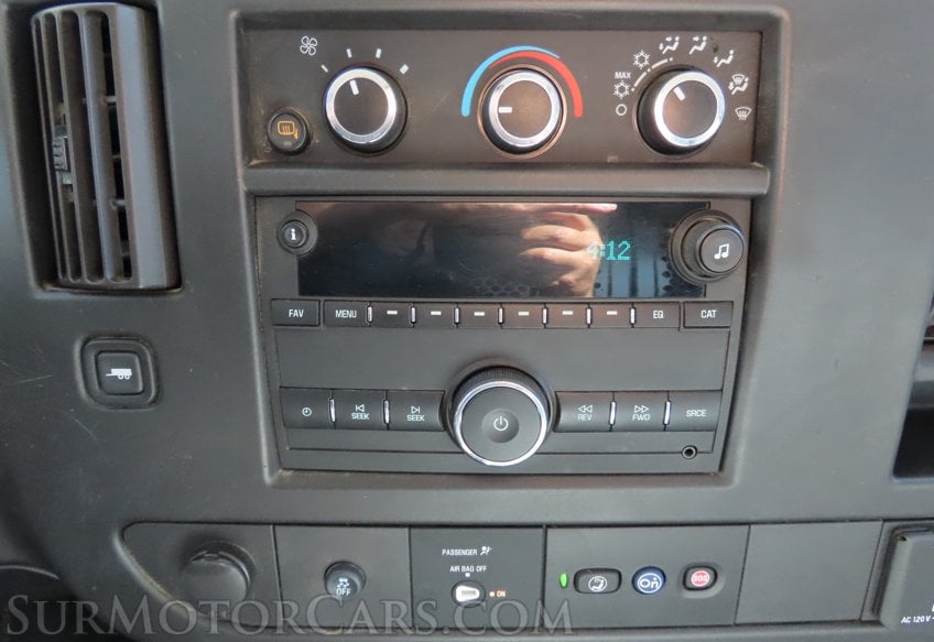 2020 GMC Savana - Image 40