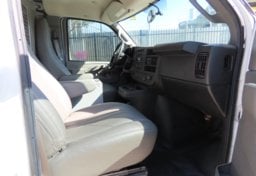2020 GMC Savana - Image 24