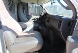 2020 GMC Savana - Image 26