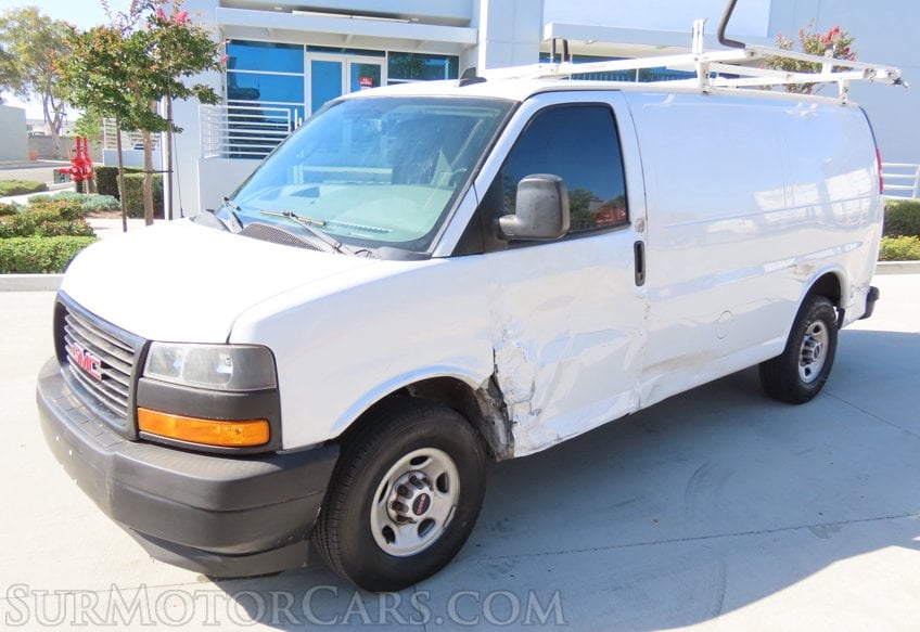 2020 GMC Savana - Image 2