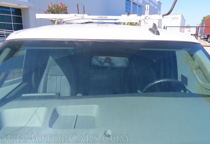2020 GMC Savana - Image 13
