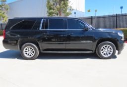 2019 Chevrolet Suburban LT - Image 5