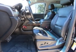 2019 Chevrolet Suburban LT - Image 30