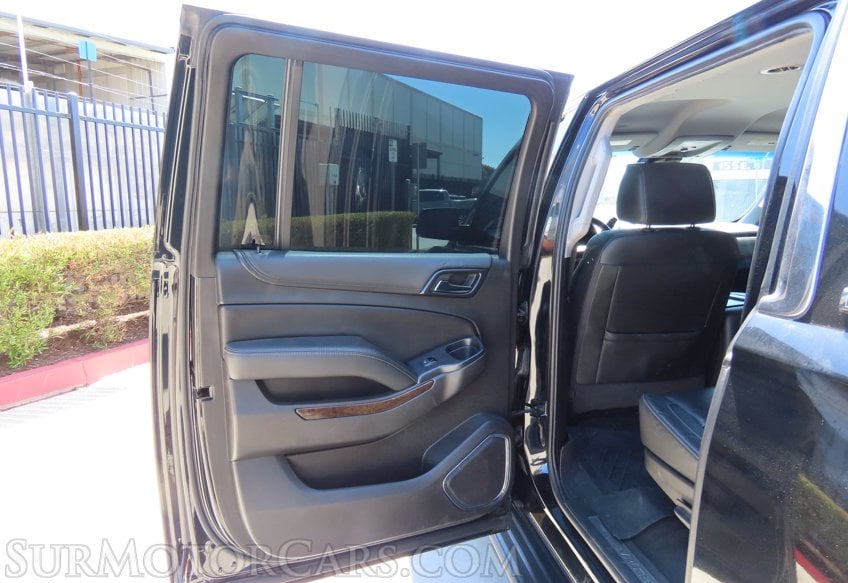2019 Chevrolet Suburban - Image 18