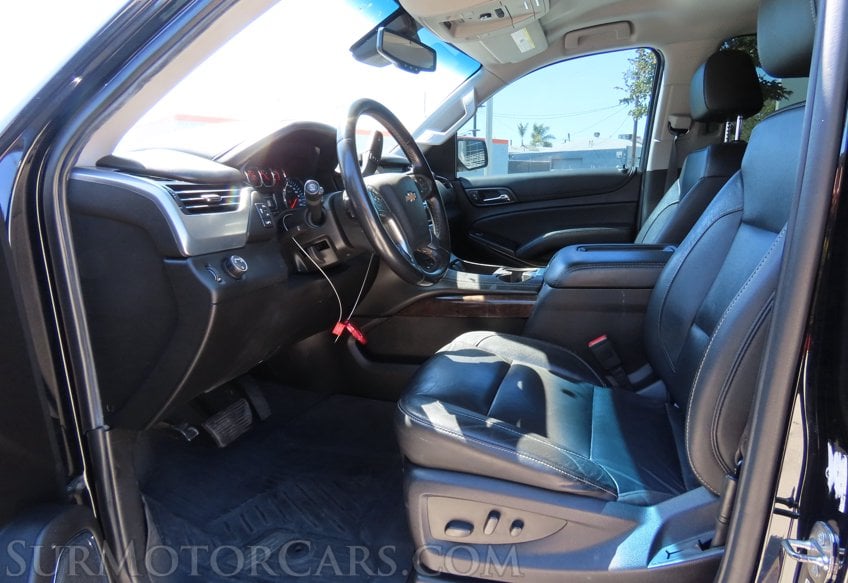 2019 Chevrolet Suburban LT - Image 26