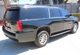 2019 Chevrolet Suburban - Image 10
