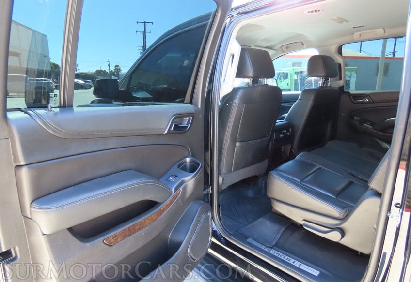 2019 Chevrolet Suburban LT - Image 24