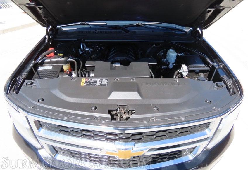 2019 Chevrolet Suburban LT - Image 57
