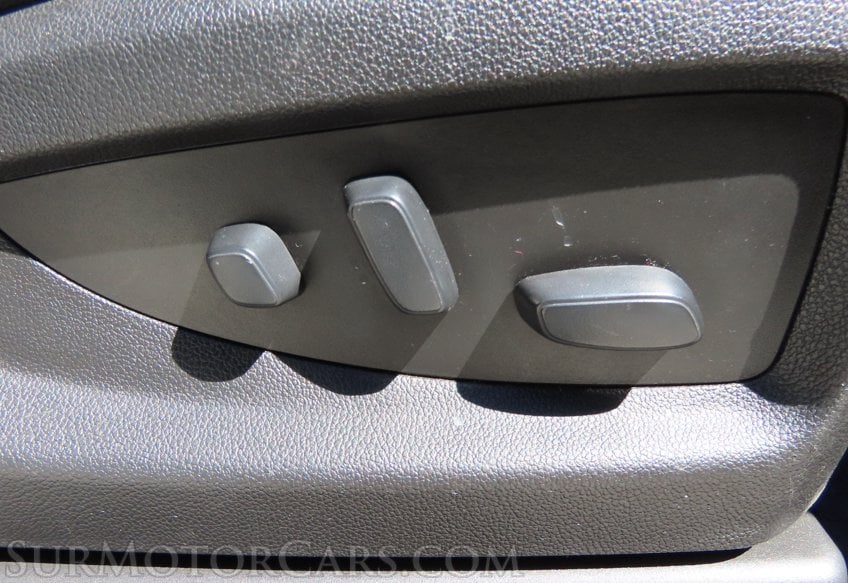 2019 Chevrolet Suburban LT - Image 54