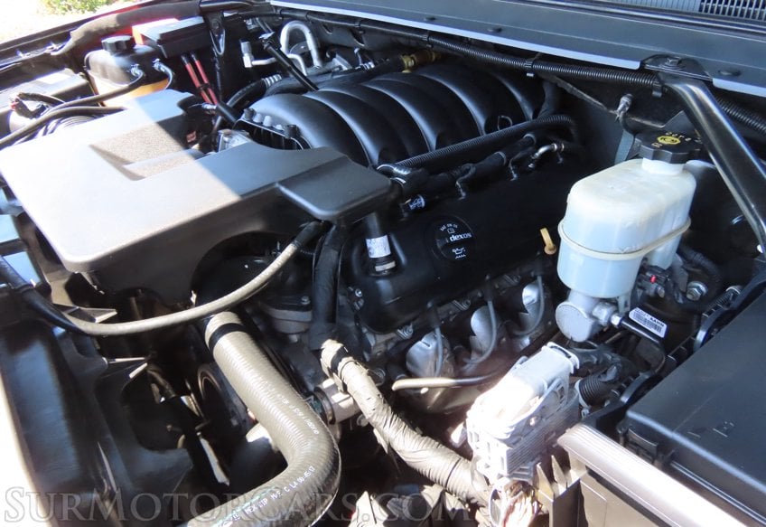2019 Chevrolet Suburban - Image 46