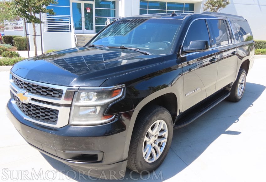 2019 Chevrolet Suburban - Image 2