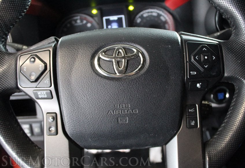 2018 Toyota Tacoma TRD Off-Road - Image 32