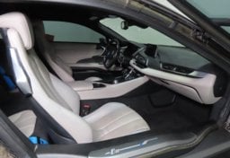 2014 BMW i8 Pure Impulse World - Image 13