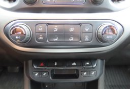 2019 Chevrolet Colorado LT - Image 42