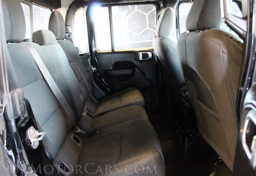 2020 Jeep Gladiator4x4 Sport - Image 32