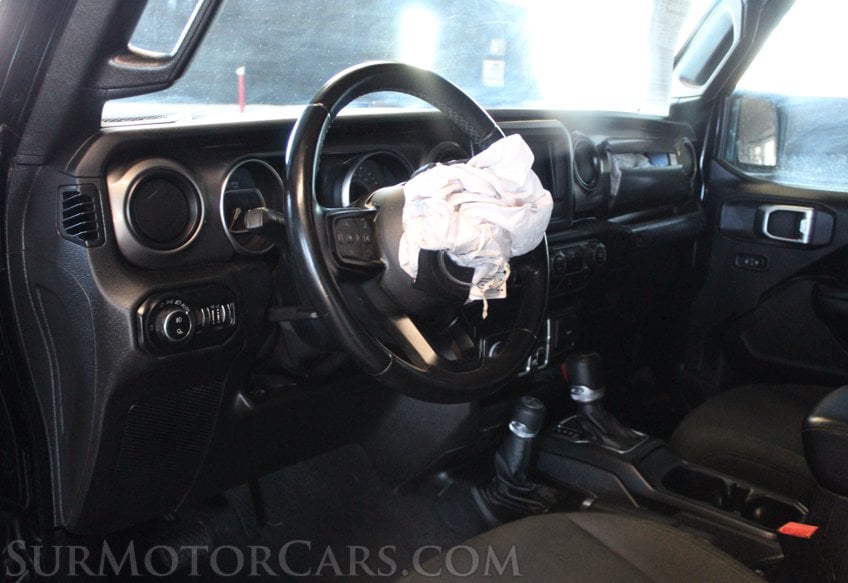 2020 Jeep Gladiator4x4 Sport - Image 29