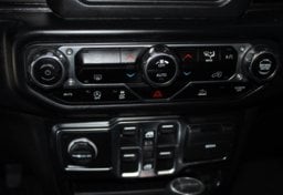 2020 Jeep Gladiator4x4 Sport - Image 40