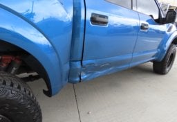 2019 Ford F-150 Raptor - Image 17