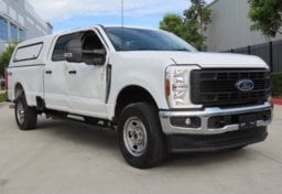 2024 Ford F-350 Super Duty XL - Image 4