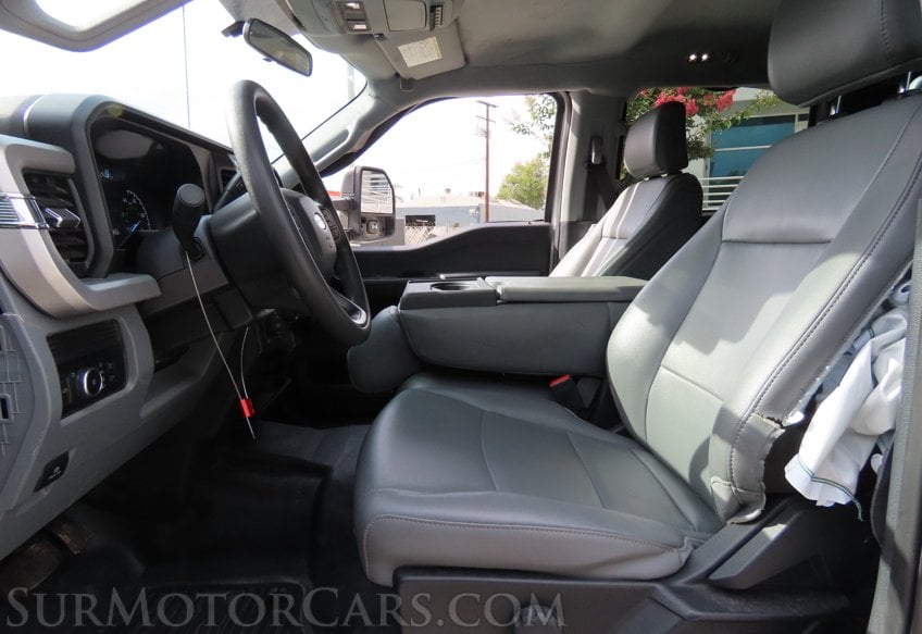 2024 Ford F-350 Super Duty XL - Image 29