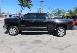 2018 Chevrolet Silverado 2500HD LTZ - Image 9