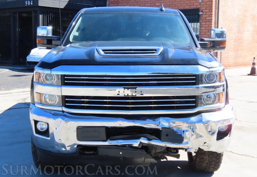 2018 Chevrolet Silverado 2500HD LTZ - Image 11