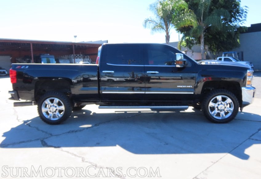 2018 Chevrolet Silverado 2500HD LTZ - Image 10