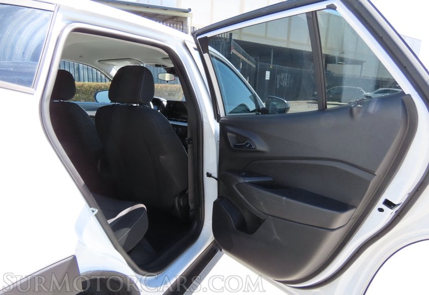 2025 Chevrolet Trax - Image 18
