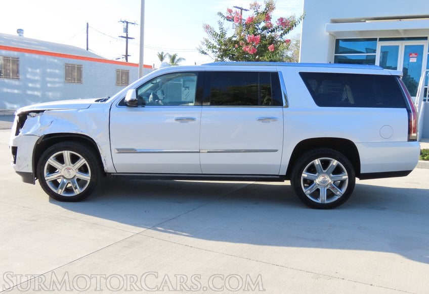 2016 Cadillac Escalade ESV Premium Collection - Image 5