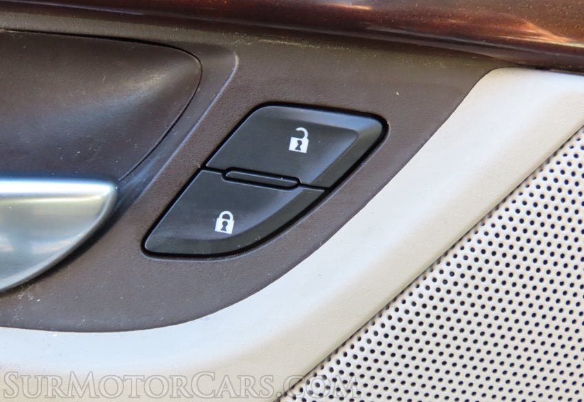 2016 Cadillac Escalade ESV Premium Collection - Image 27