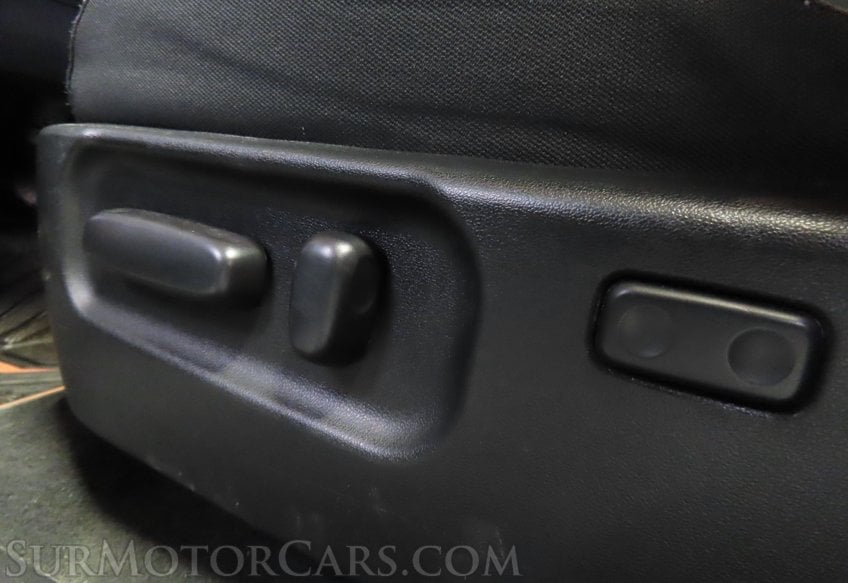 2022 Toyota Tacoma TRD Off-Road - Image 33
