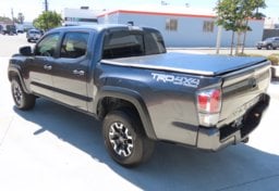 2022 Toyota Tacoma TRD Off-Road - Image 7