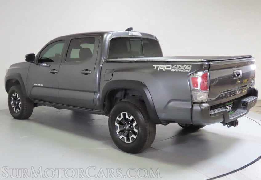 2022 Toyota Tacoma TRD Off-Road - Image 10