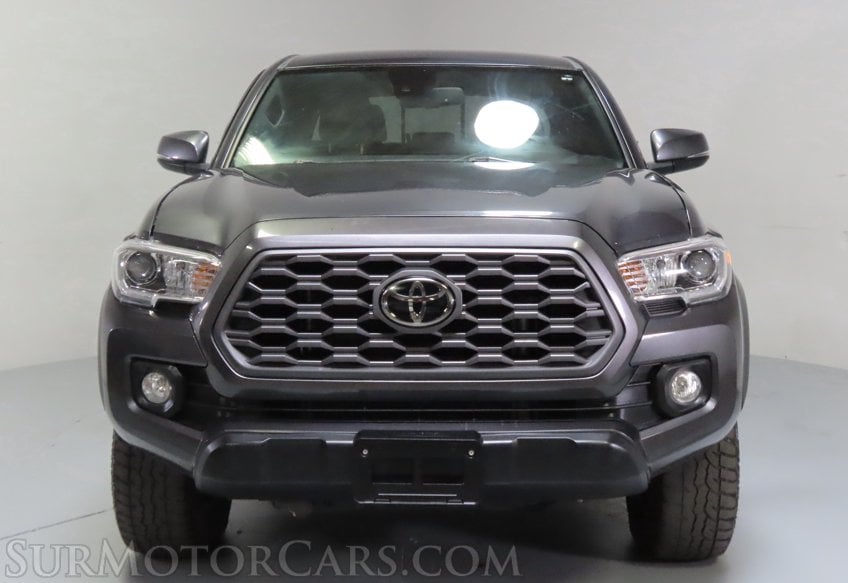 2022 Toyota Tacoma TRD Off-Road - Image 12