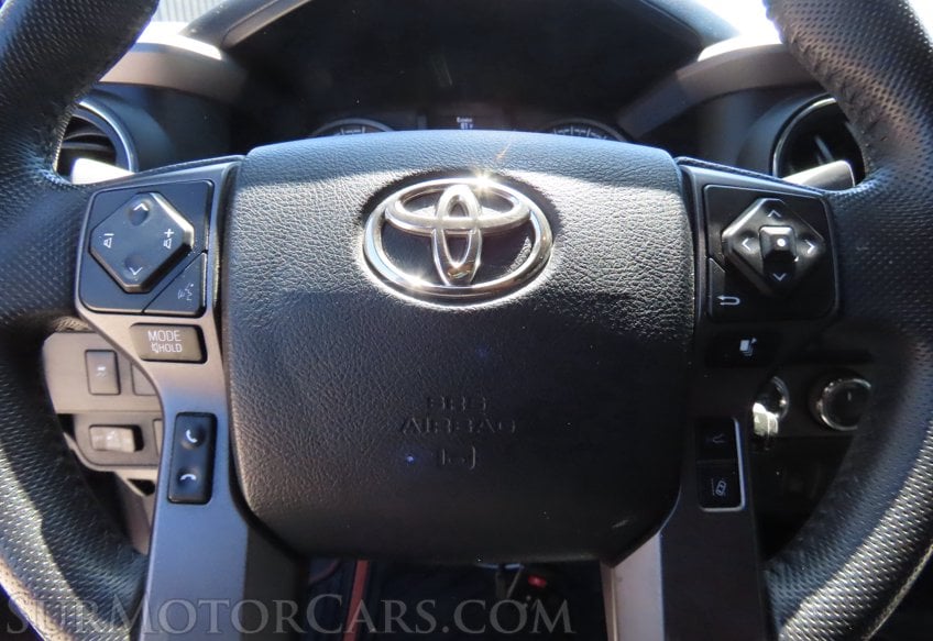 2022 Toyota Tacoma TRD Off-Road - Image 33