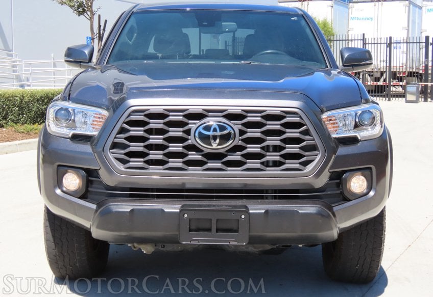 2022 Toyota Tacoma TRD Off-Road - Image 12