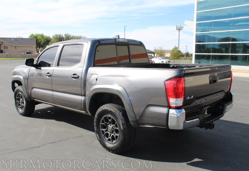 2017 Toyota Tacoma - Image 8