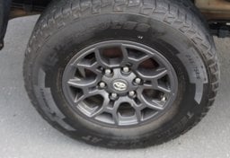 2017 Toyota Tacoma - Image 30