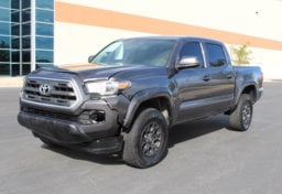 2017 Toyota Tacoma - Image 4