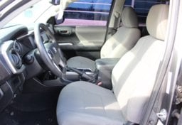 2017 Toyota Tacoma - Image 31