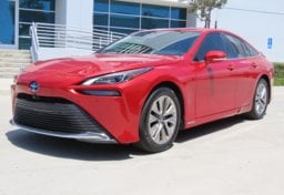 2022 Toyota Mirai - Image 4