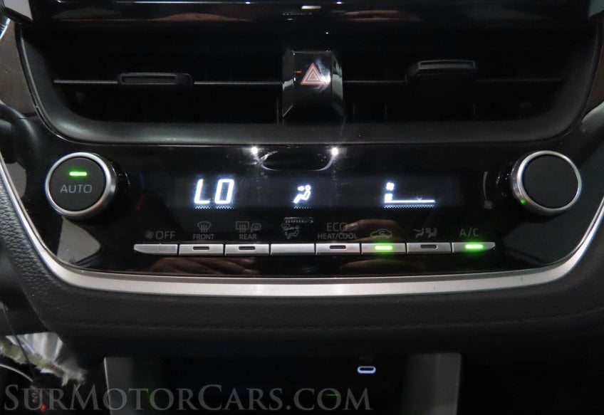 2025 Toyota Corolla Cross LE - Image 26