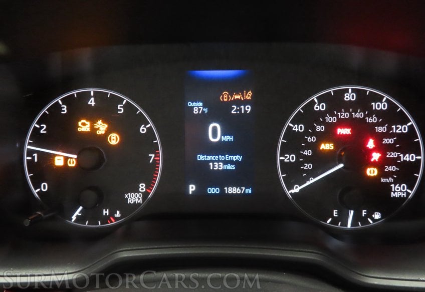2025 Toyota Corolla Cross LE - Image 23