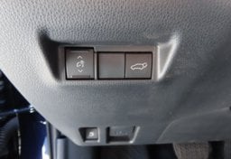 2026 Toyota RAV4 SE - Image 47