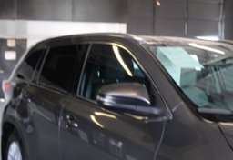 2016 Toyota Highlander AWD XLE - Image 31